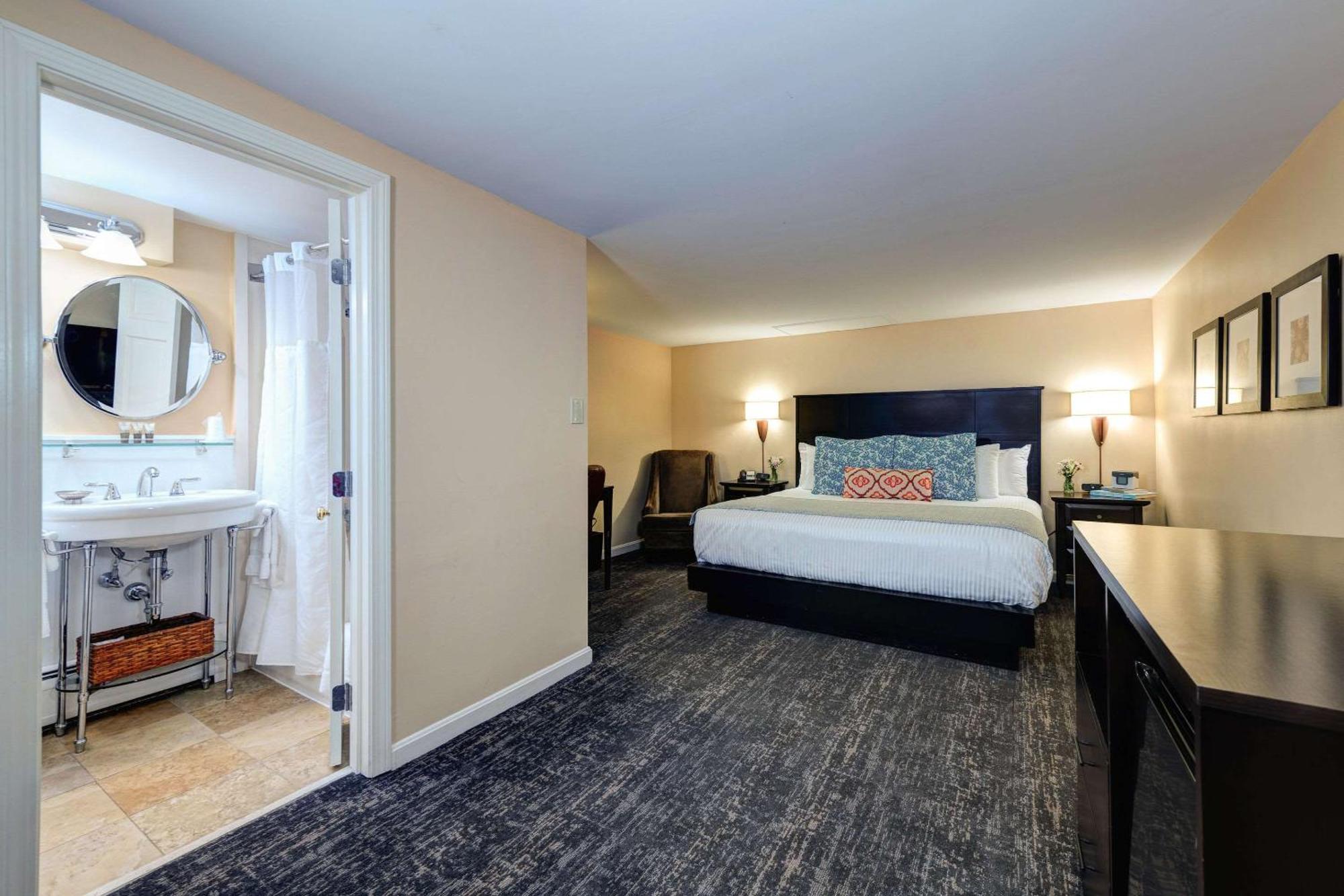 Port Inn And Suites Portsmouth, Ascend Hotel Collection Eksteriør bilde